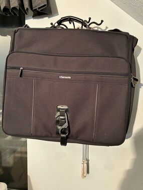 Samsonite Black Men’s Travel Garment Briefcase